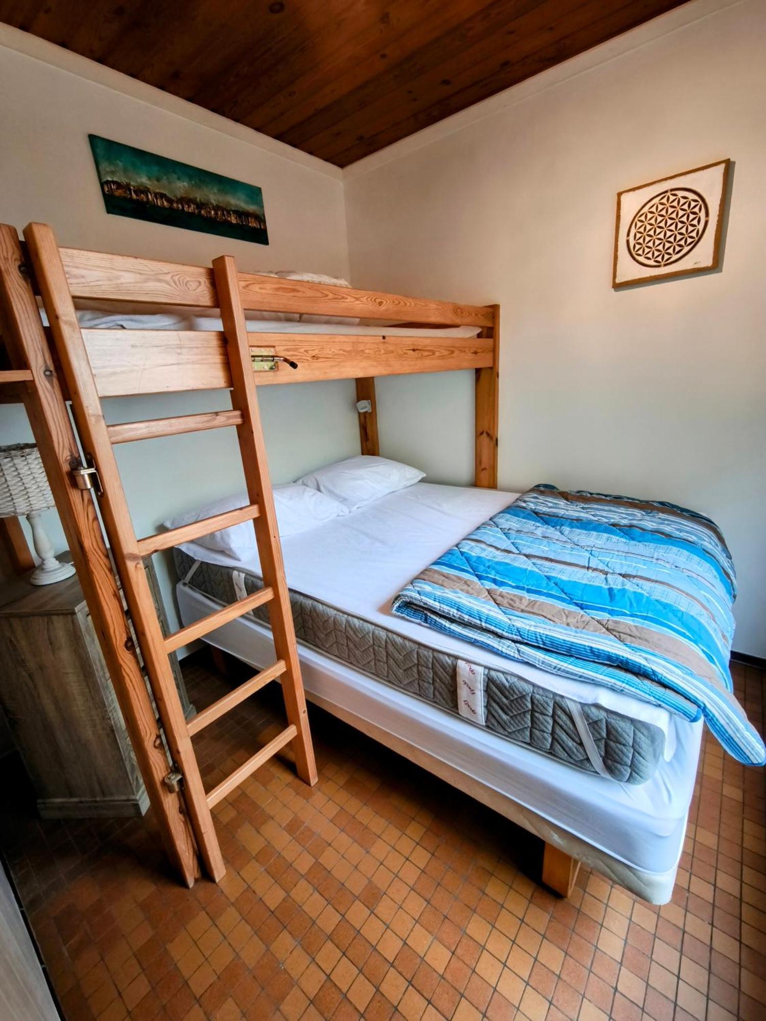 Au Bois Charmant Waulsort Zimmer foto