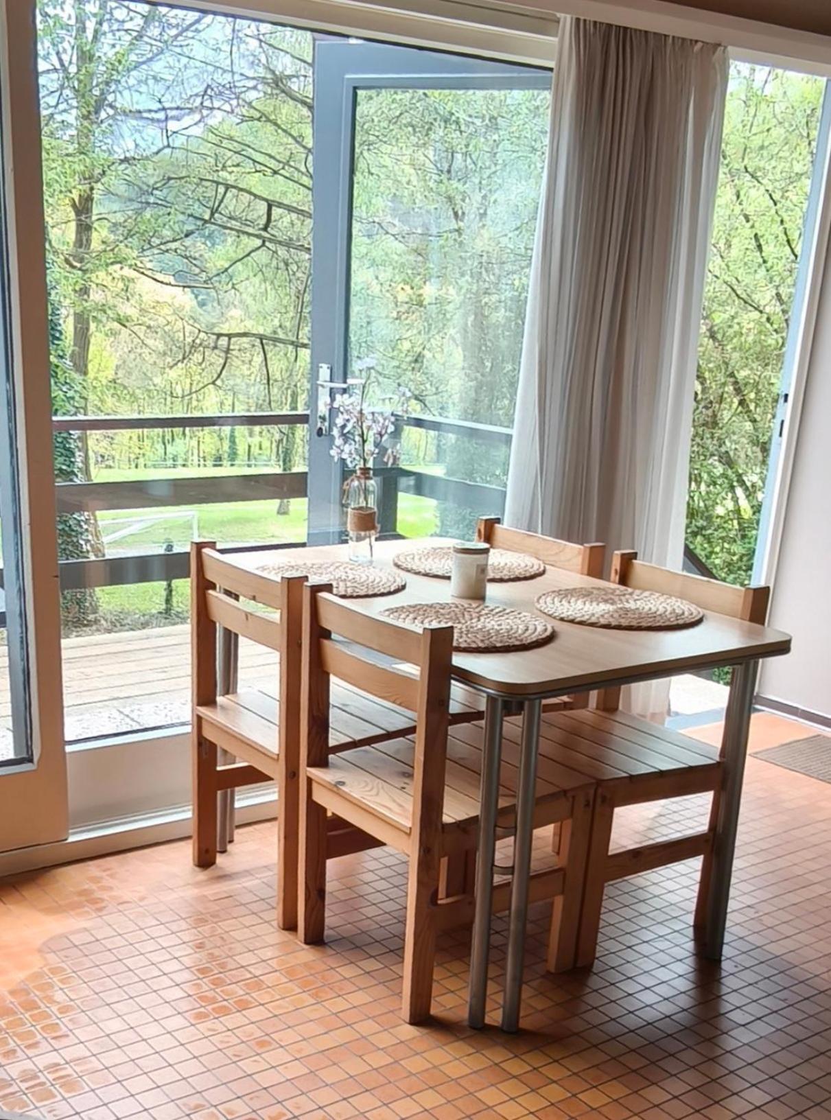 Au Bois Charmant Waulsort Zimmer foto